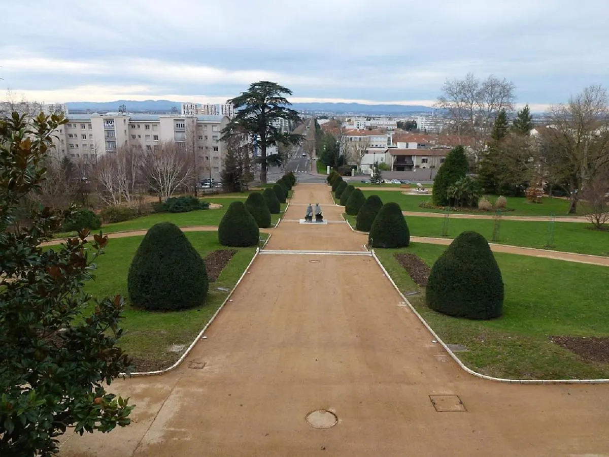 Votre Cocon Parfait A 9 Min D'Eurexpo Et 14 Min Groupama Apartman Saint-Priest